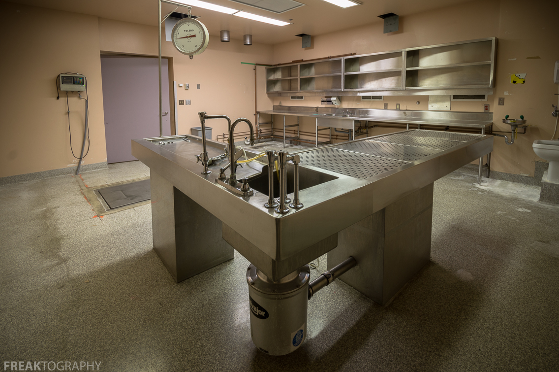 Beautiful Stainless Steel Autopsy Table in a closed down hospital, Ontario Canada. (OC) 1136 ×