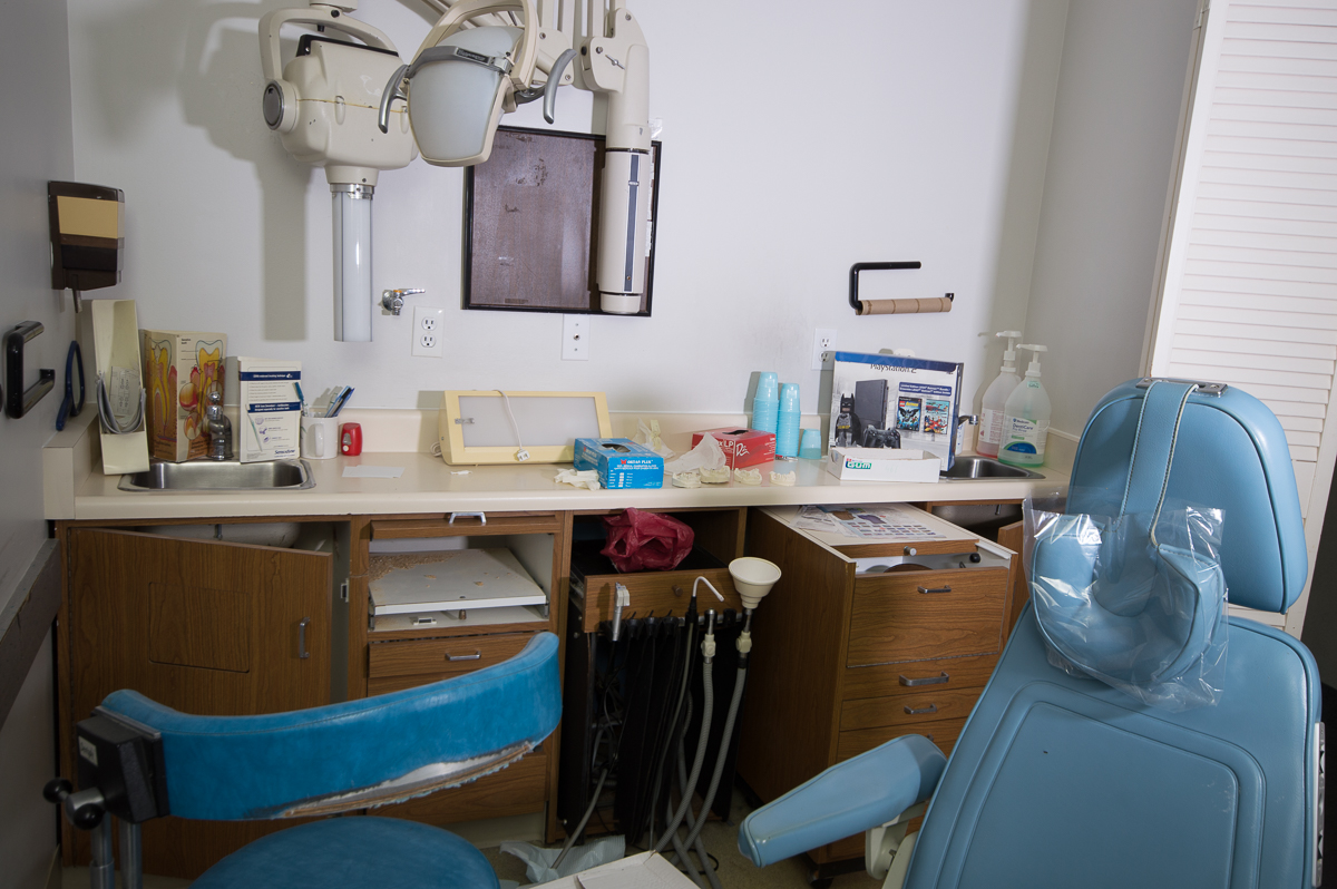 Abandoned Dentists Office Urban Exploring Freaktography