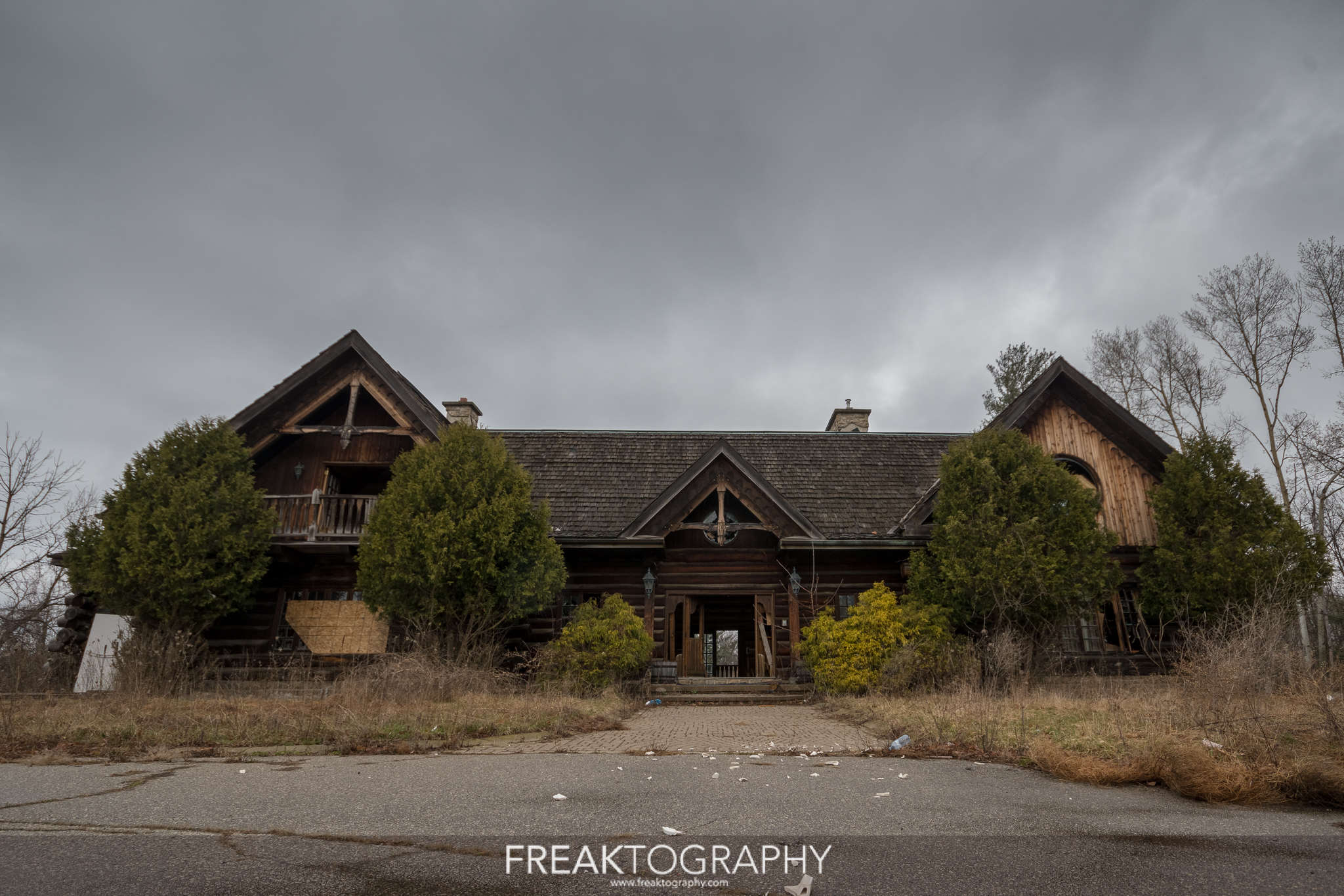 Abandoned Mansion Log Home Home Urban Exploring Freaktography