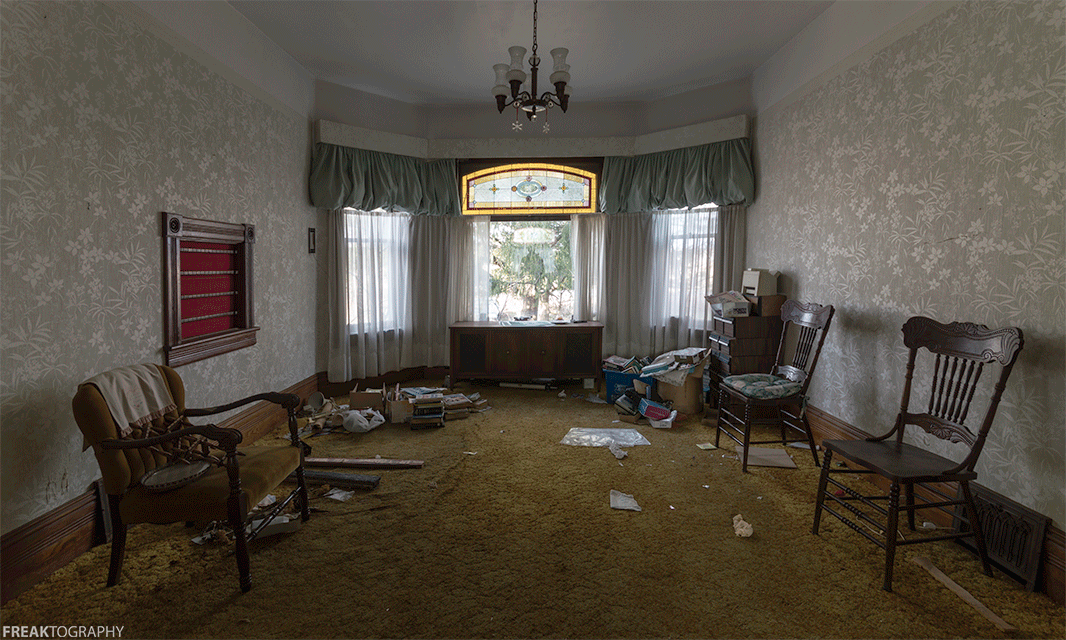 The Intact Abandoned iHousei Freaktography The Intact Abandoned iHousei Freaktography