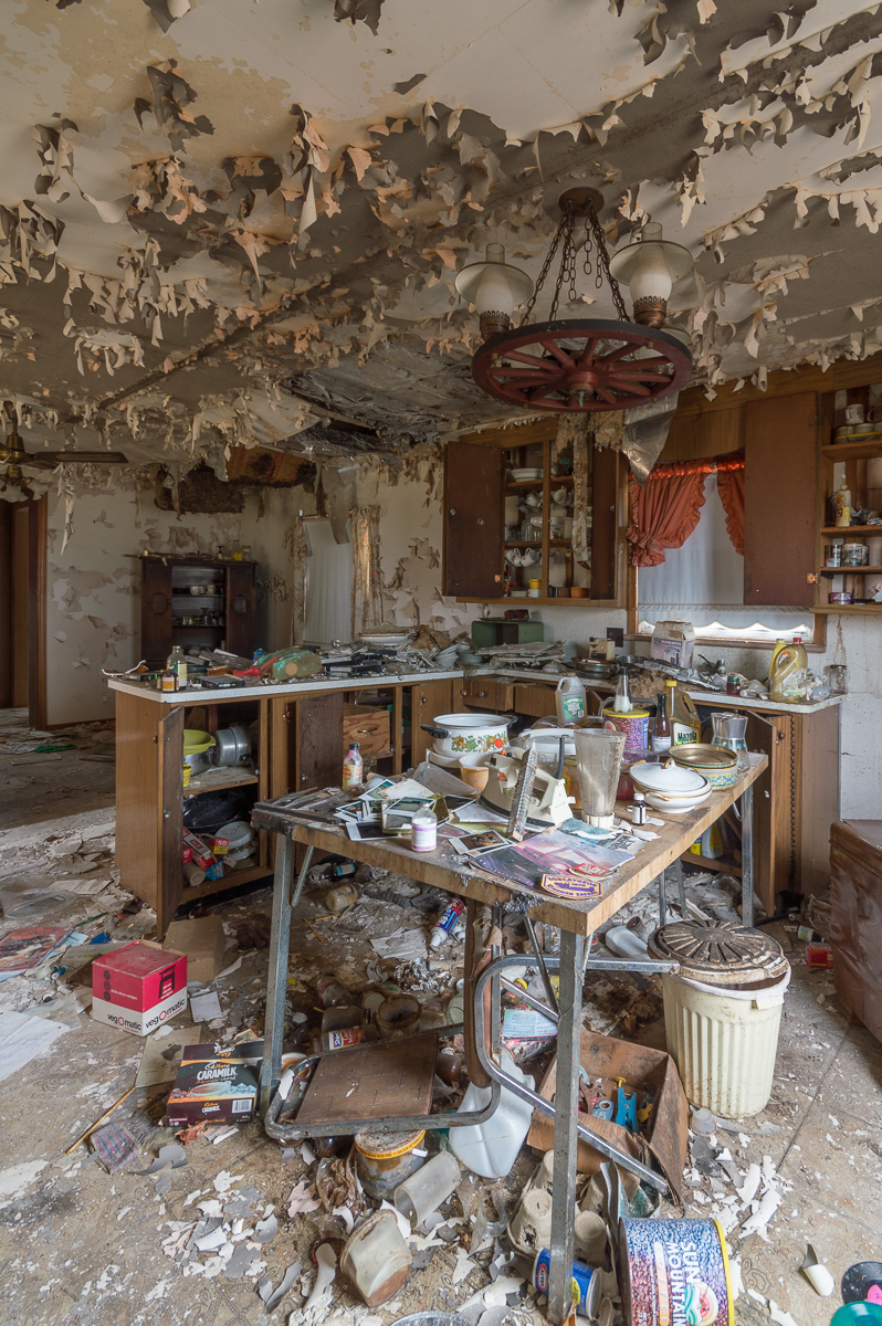 The Fowler House Abandoned Farm House Urban Exploration Ontario Abandoned Farm Houses Abandoned Urban Exploration Photography